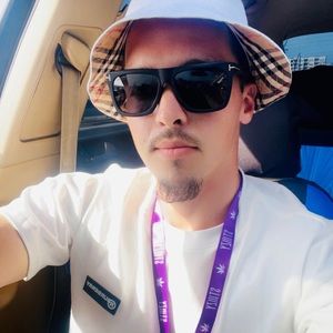 Meet your Posher, Anthony